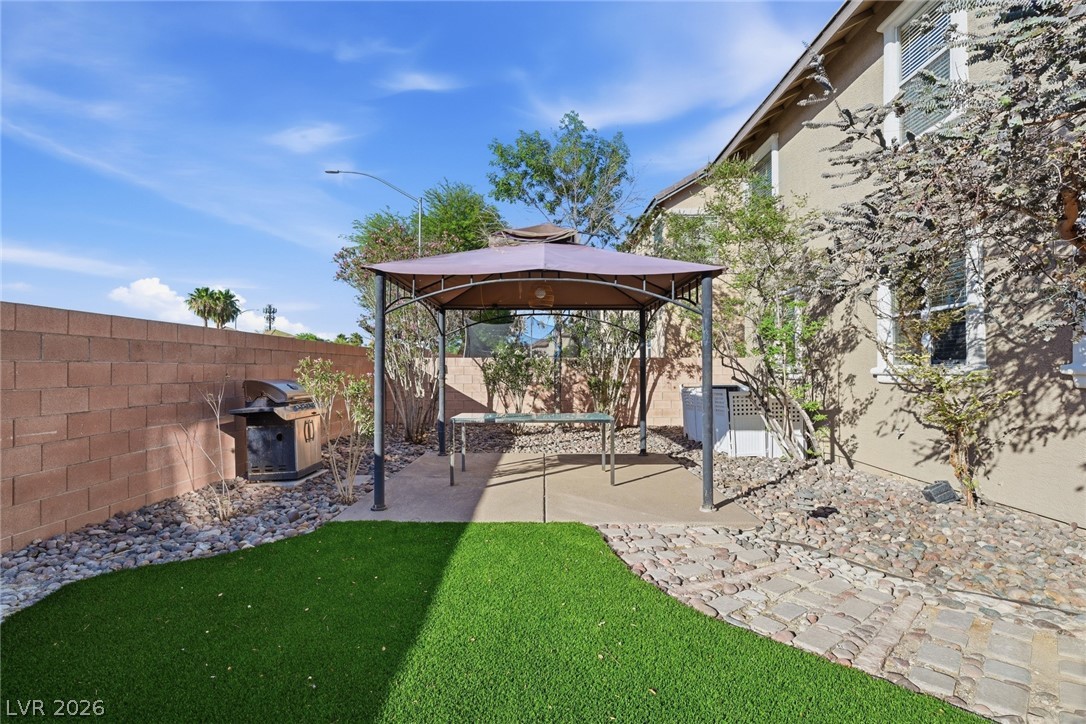 5633 Clarendon Lane North Las Vegas NV 89081