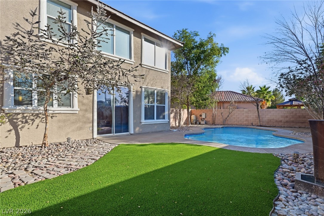 5633 Clarendon Lane North Las Vegas NV 89081