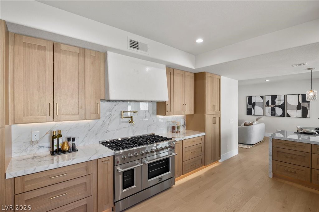 8024 Shorecrest Drive Las Vegas NV 89128