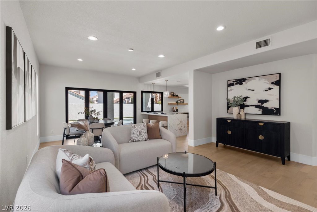 8024 Shorecrest Drive Las Vegas NV 89128