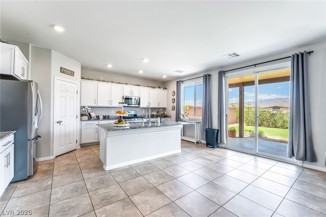 4418 Solitude Falls Avenue North Las Vegas NV 89084