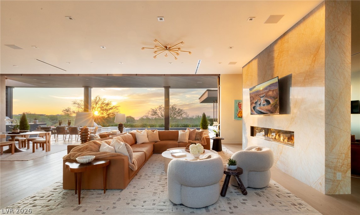 92 Sun Glow Lane Las Vegas NV 89135