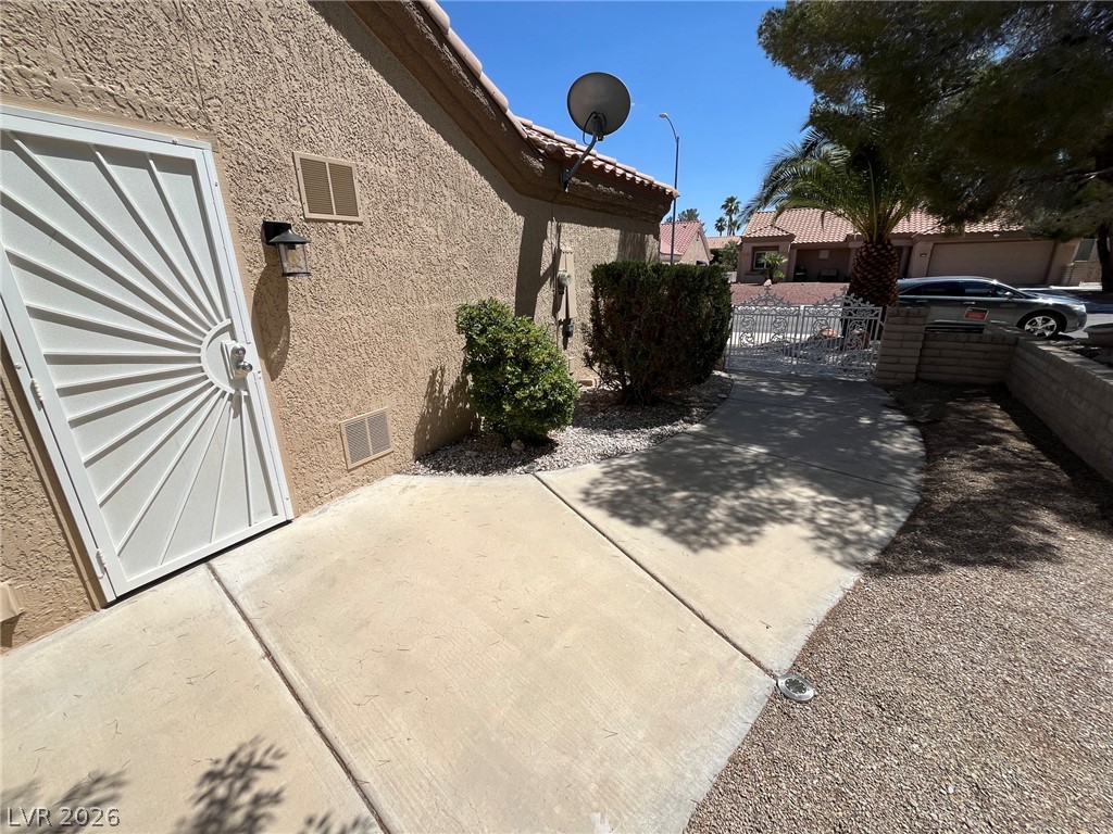 8912 Meadowood Drive Las Vegas NV 89134