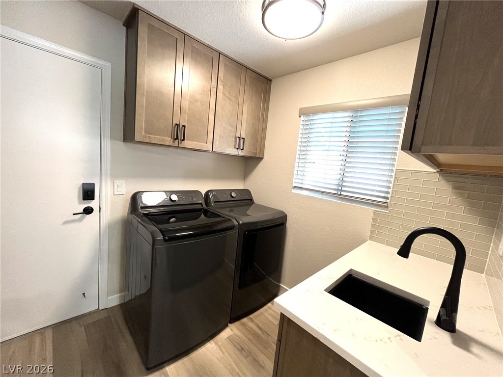 8912 Meadowood Drive Las Vegas NV 89134