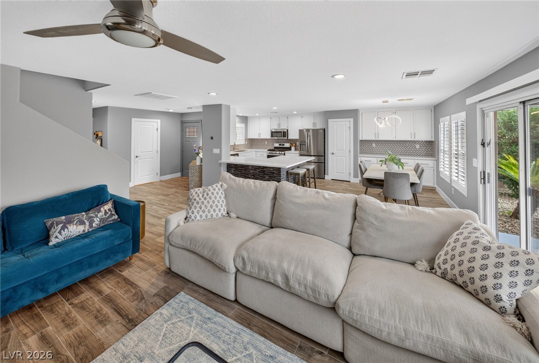 2413 Cockatiel Drive North Las Vegas NV 89084