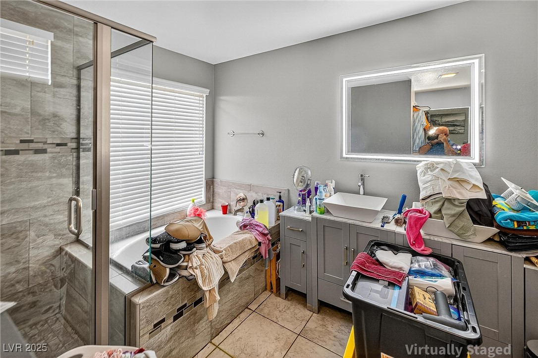 4715 Illustrious Street Las Vegas NV 89147
