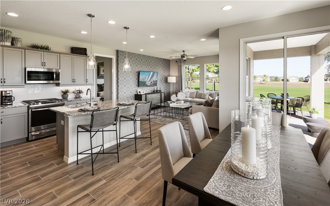 10050 Amber Rose Avenue Las Vegas NV 89143