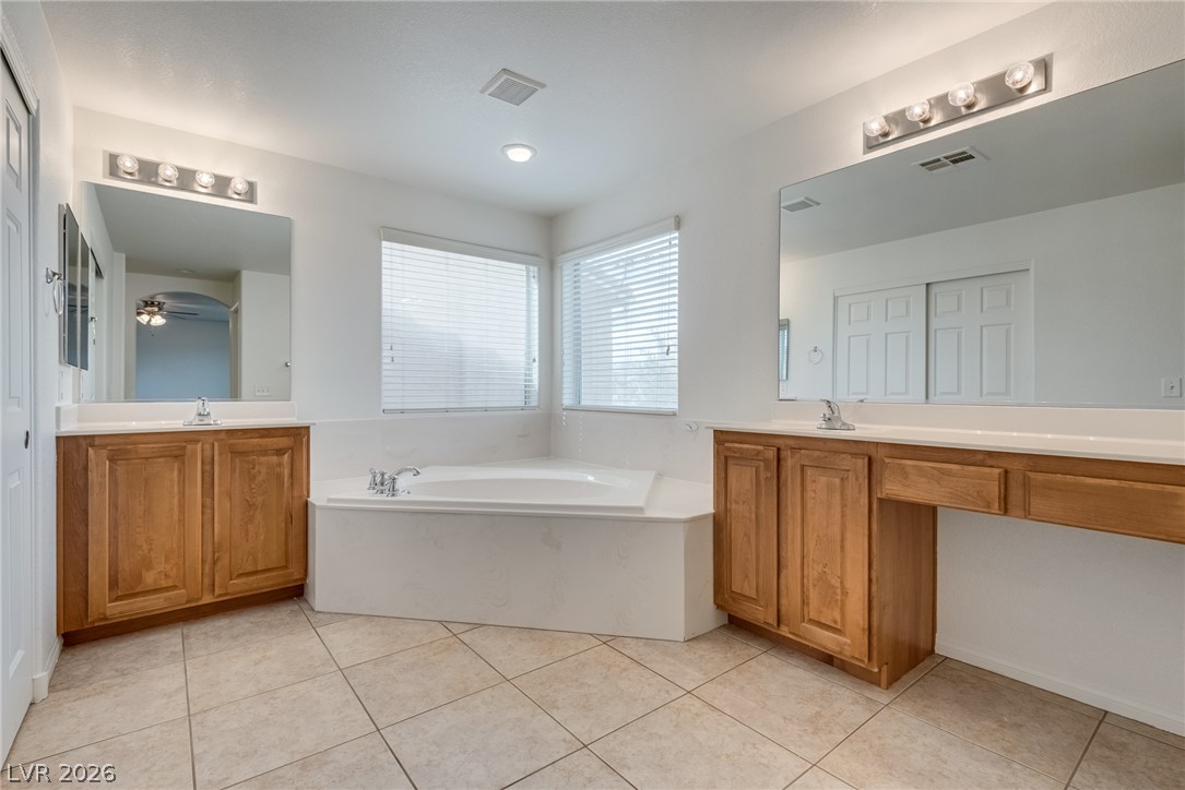 9360 Netherfield Avenue Las Vegas NV 89178