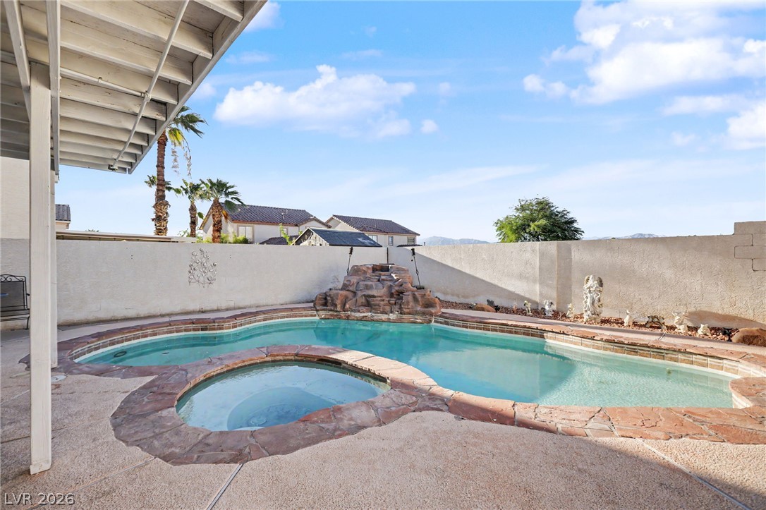 6574 Jordan River Drive Las Vegas NV 89156