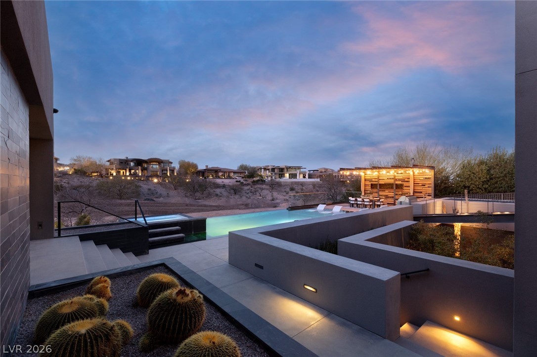 20 Soaring Bird Court Las Vegas NV 89135