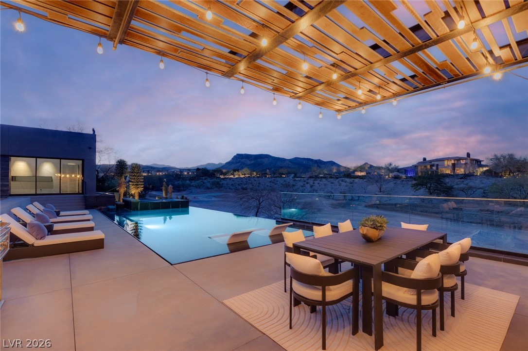 20 Soaring Bird Court Las Vegas NV 89135