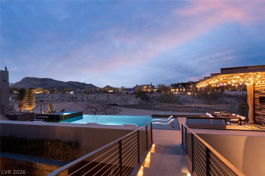 20 Soaring Bird Court Las Vegas NV 89135