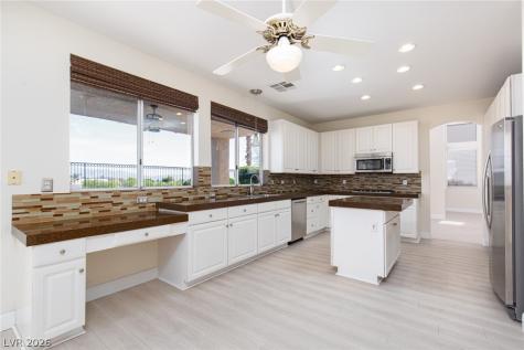 8528 Estrelita Drive Las Vegas NV 89128