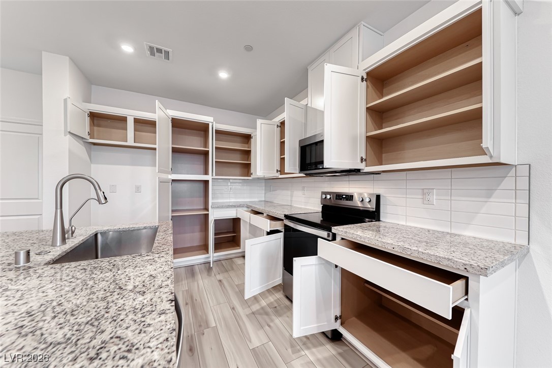 206 Wewatta Avenue Henderson NV 89011