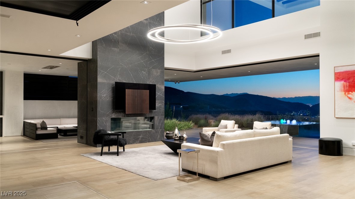 9 Boulderback Drive Henderson NV 89012