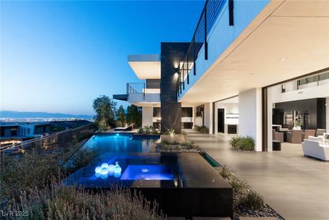 9 Boulderback Drive Henderson NV 89012