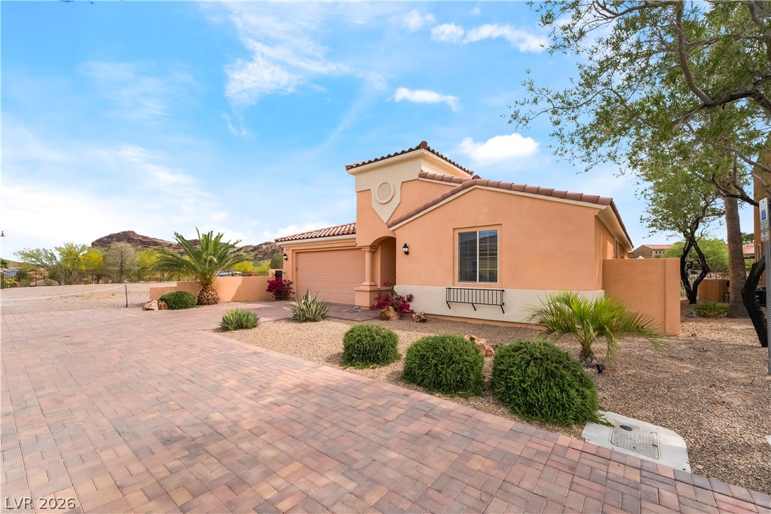 1286 Calcione Drive Henderson NV 89011