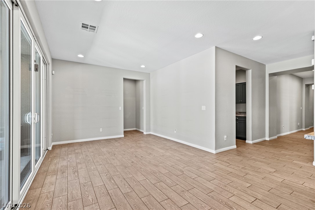 10125 Ferton Lake Avenue Las Vegas NV 89178