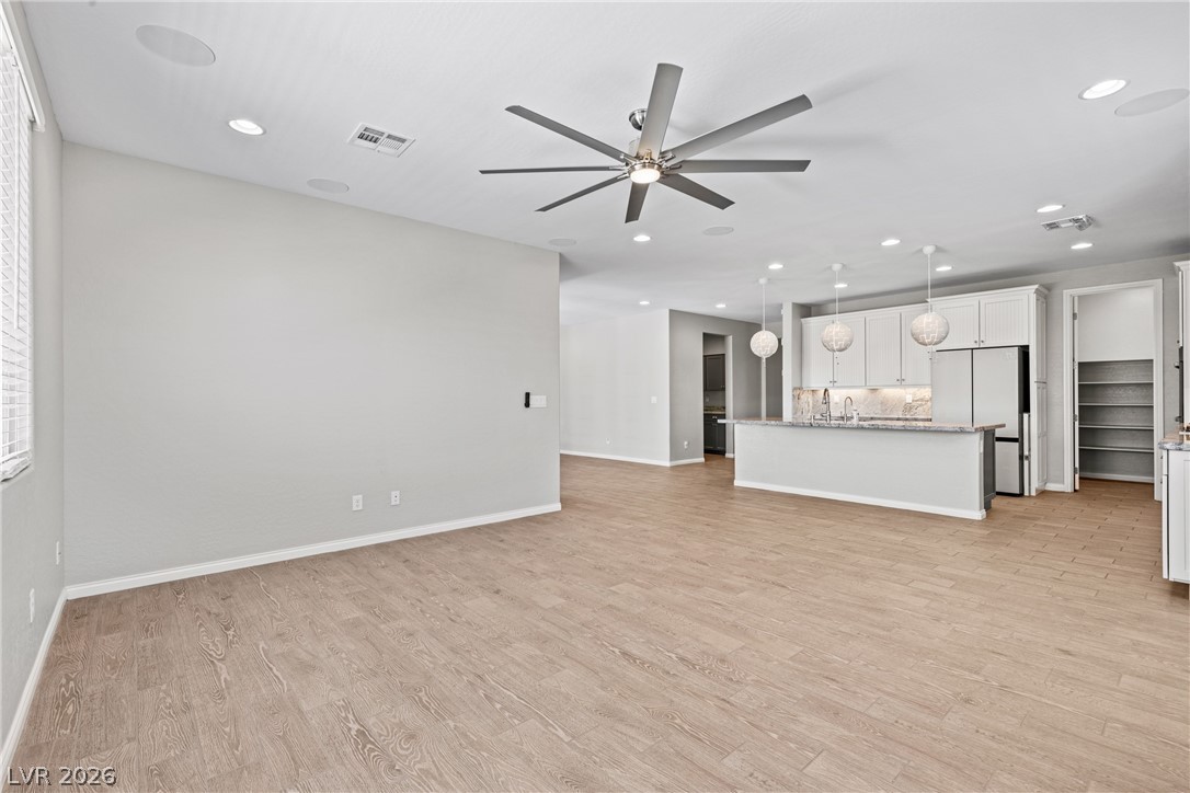 10125 Ferton Lake Avenue Las Vegas NV 89178