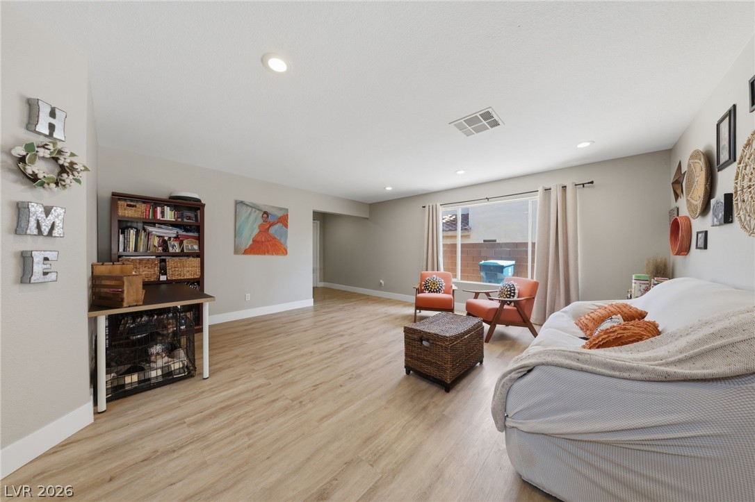 9825 Via Delores Avenue Las Vegas NV 89117