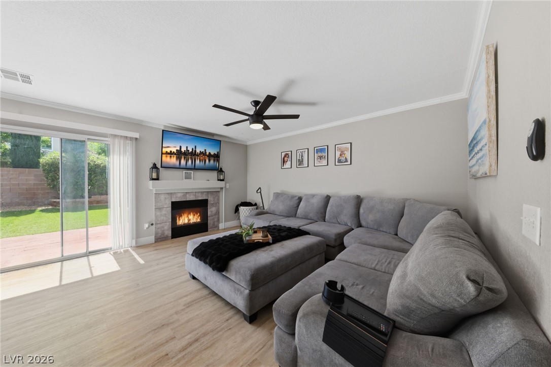 9825 Via Delores Avenue Las Vegas NV 89117