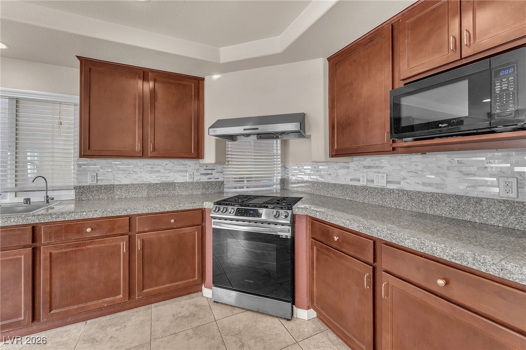 6857 Treble Clef Avenue Las Vegas NV 89139