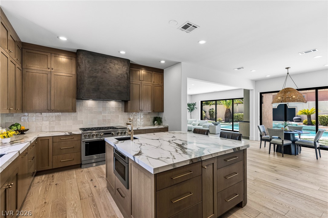 10205 Orkiney Drive Las Vegas NV 89144