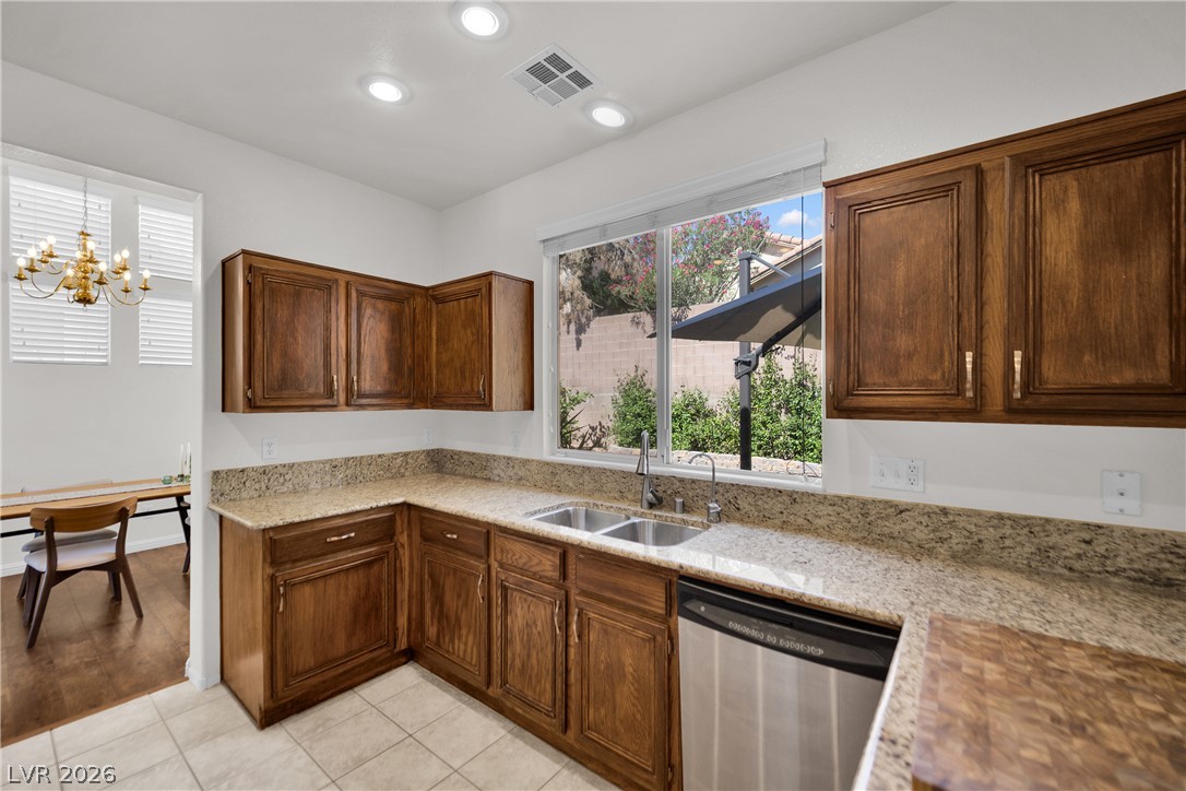 1813 Drifters Peak Street Las Vegas NV 89144