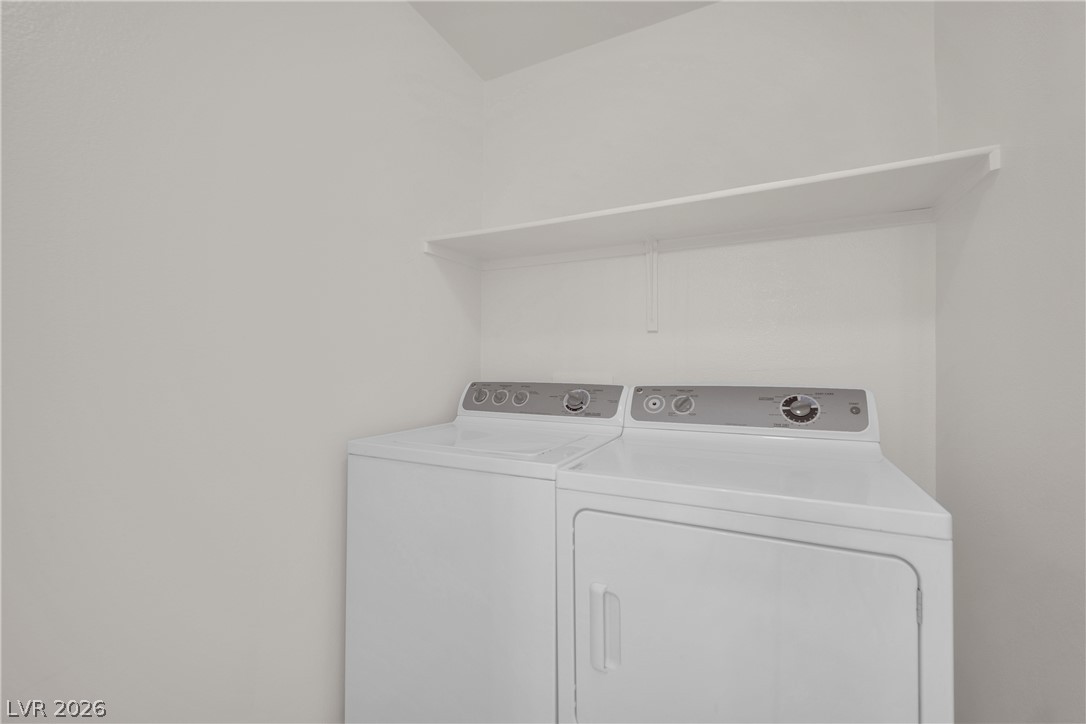 1813 Drifters Peak Street Las Vegas NV 89144