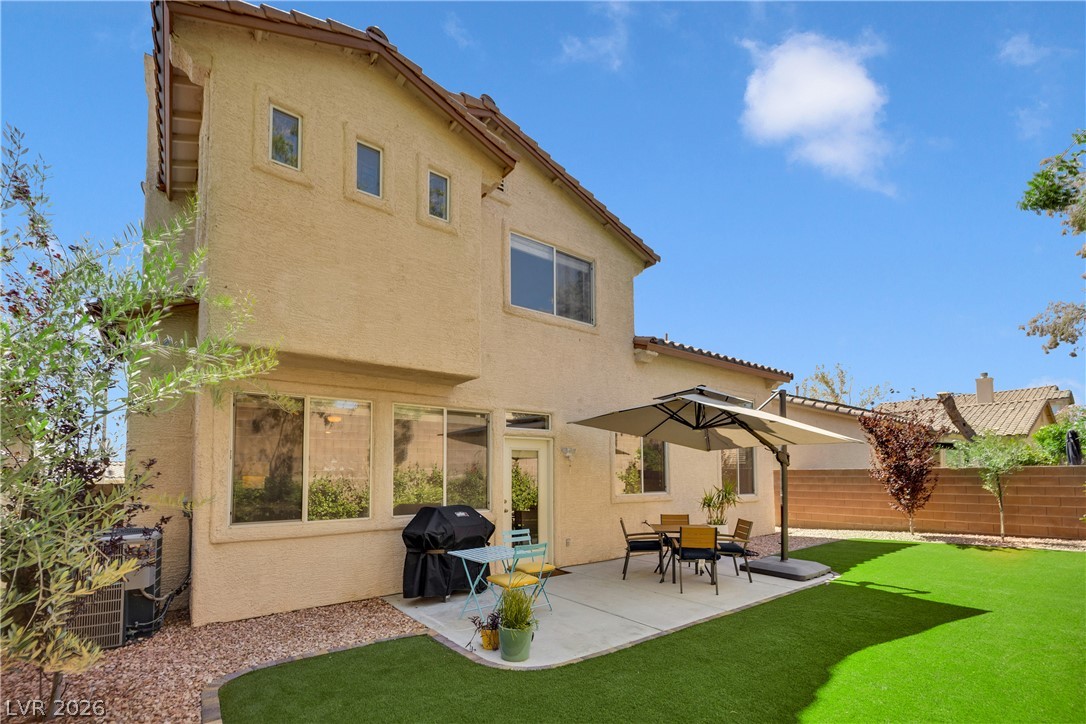 1813 Drifters Peak Street Las Vegas NV 89144