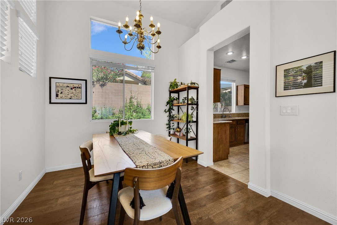 1813 Drifters Peak Street Las Vegas NV 89144
