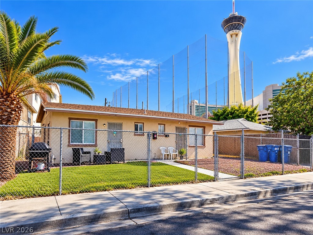 1713 Fairfield Avenue Las Vegas NV 89102