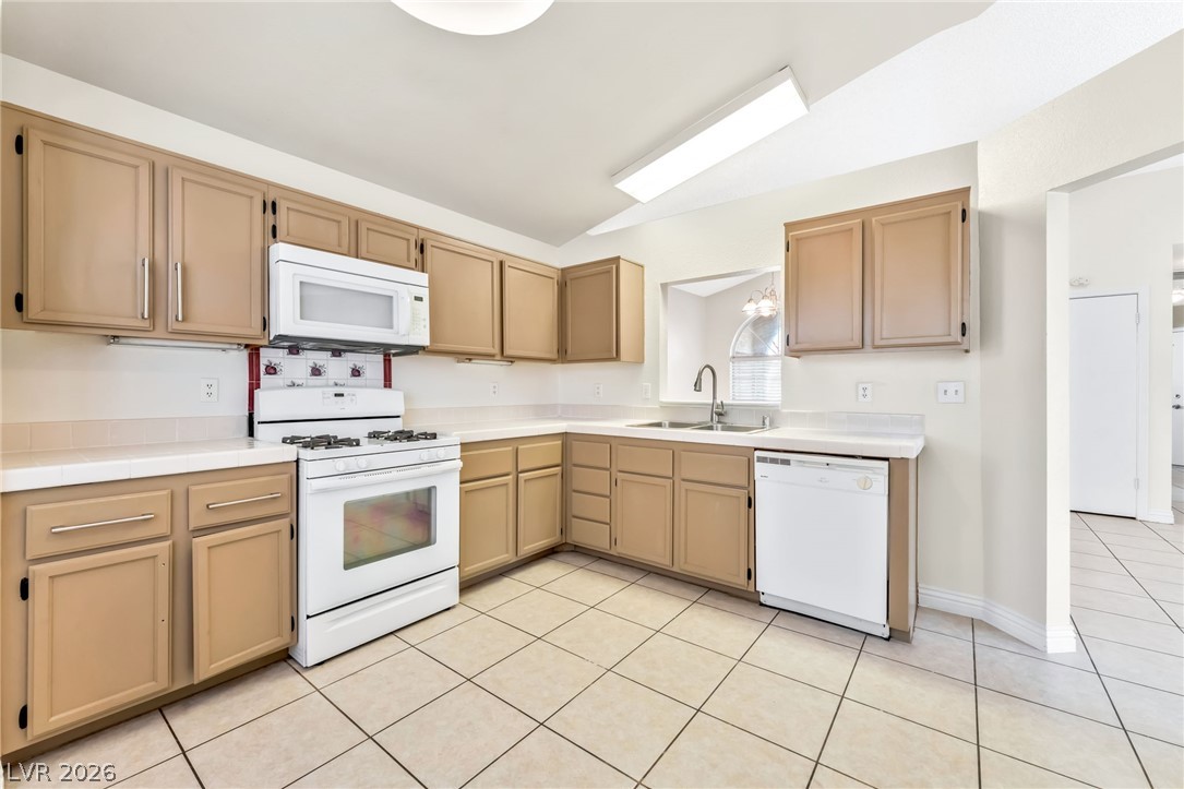 2705 Cheshire Court Las Vegas NV 89108