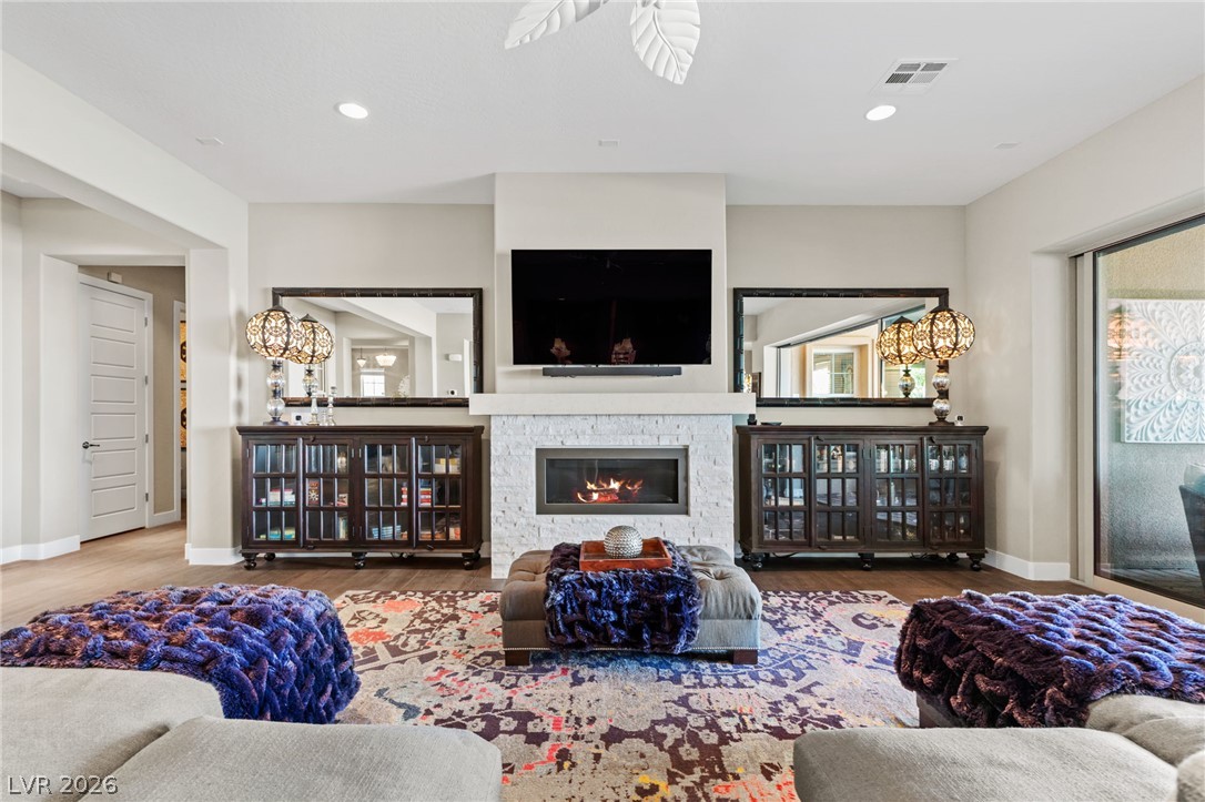 32 Olympia Chase Drive Las Vegas NV 89141