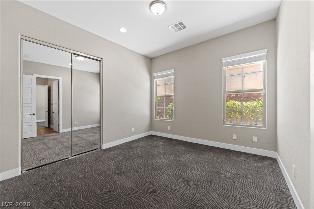 32 Olympia Chase Drive Las Vegas NV 89141