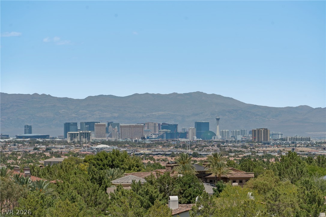 32 Olympia Chase Drive Las Vegas NV 89141