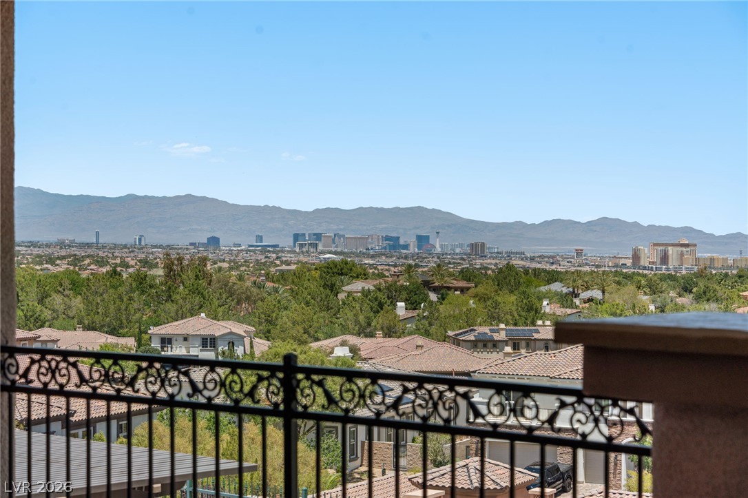 32 Olympia Chase Drive Las Vegas NV 89141