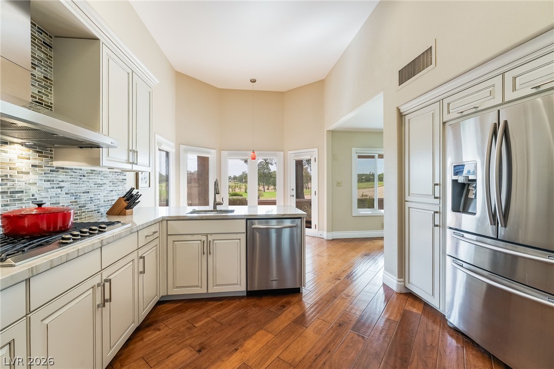 7307 Mission Hills Drive Las Vegas NV 89113