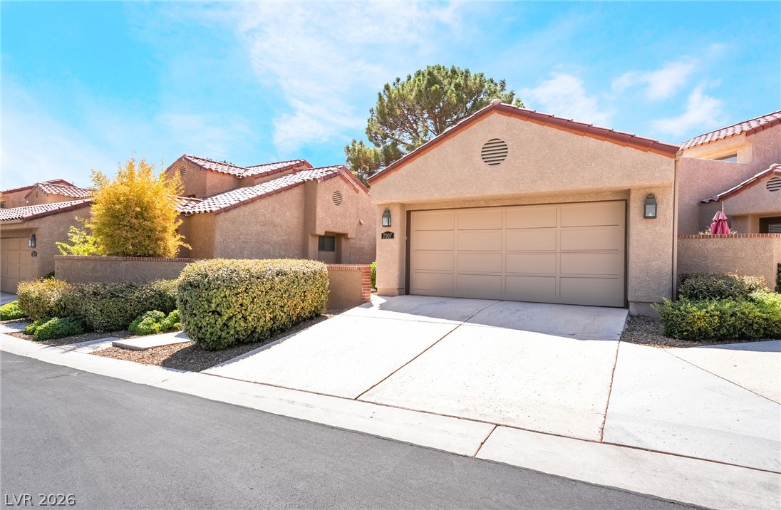7307 Mission Hills Drive Las Vegas NV 89113
