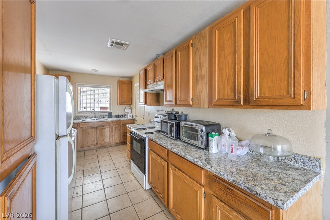 933 Mezpah Street Las Vegas NV 89106
