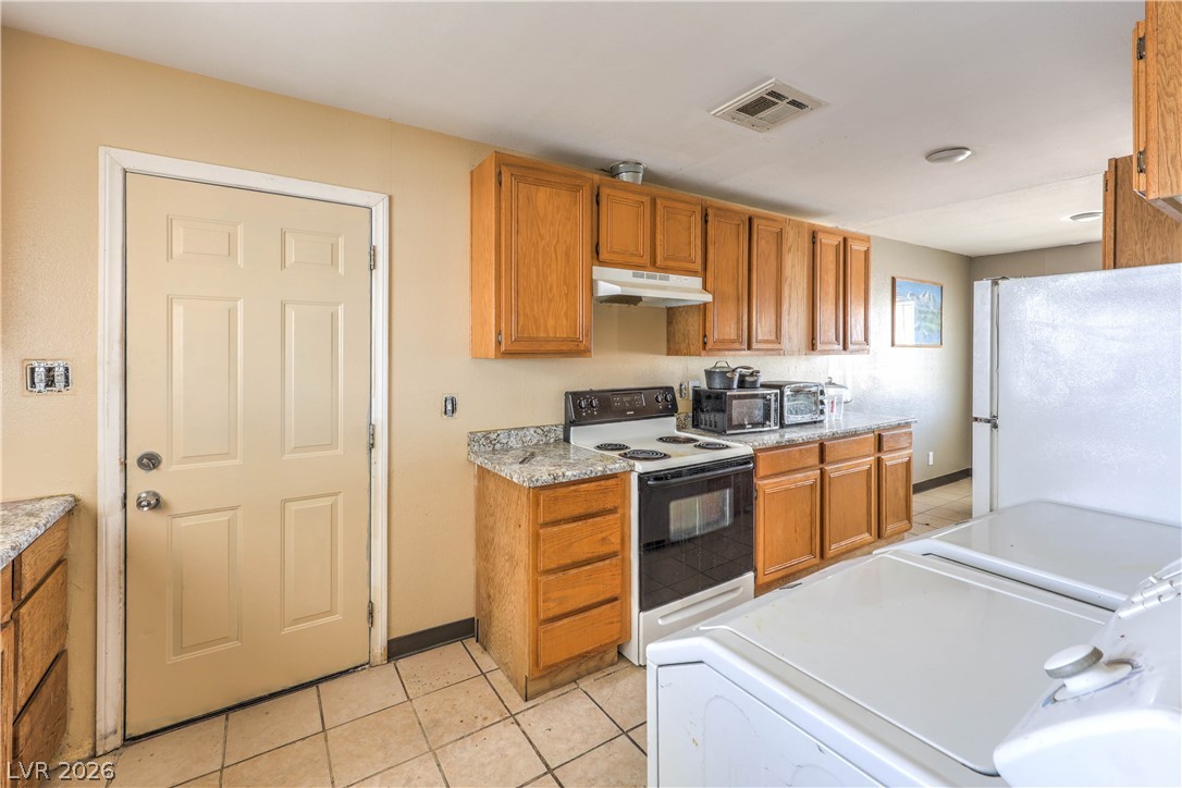 933 Mezpah Street Las Vegas NV 89106