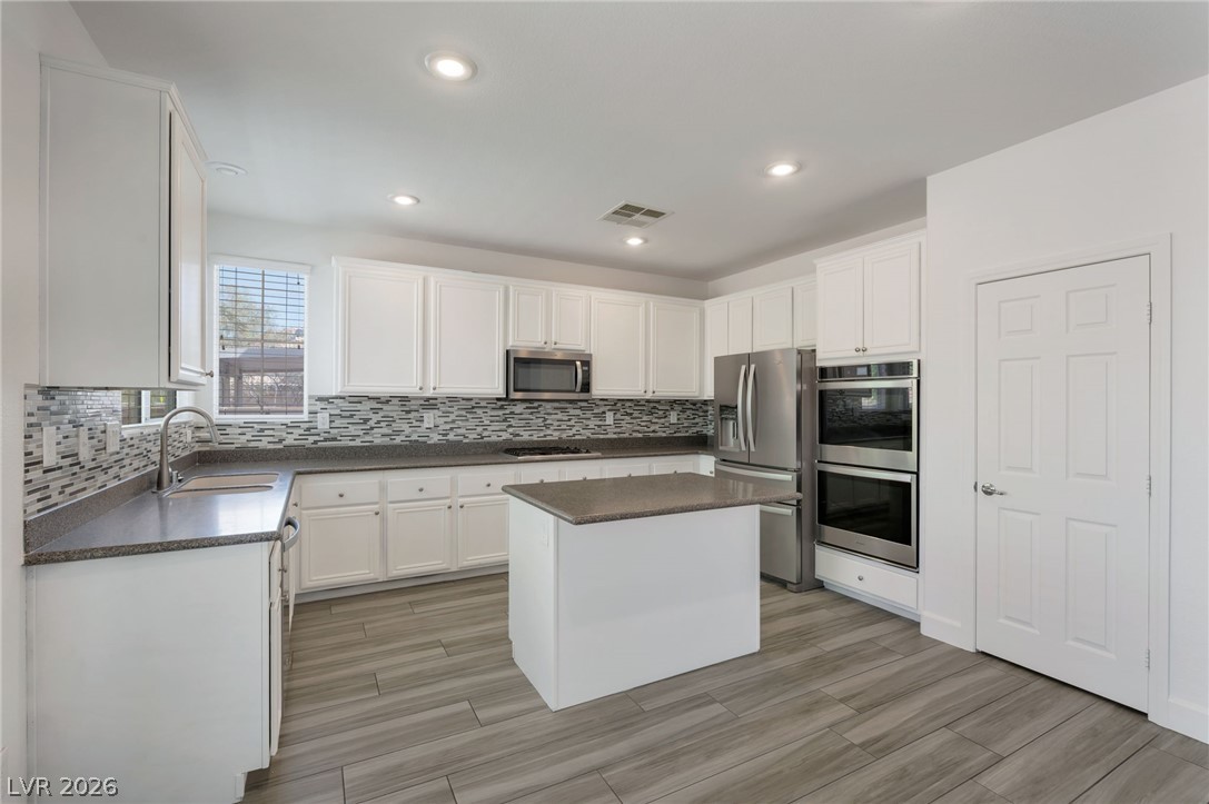 10953 Cherokee Landing Street Las Vegas NV 89179