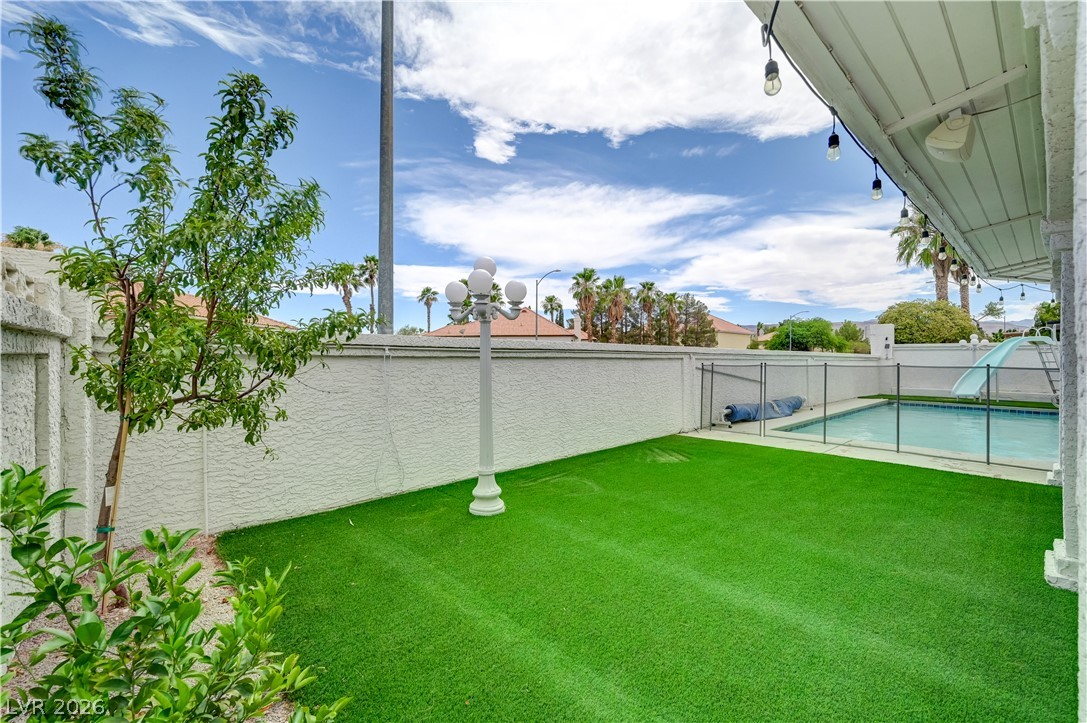 9131 Ivory Beach Drive Las Vegas NV 89147