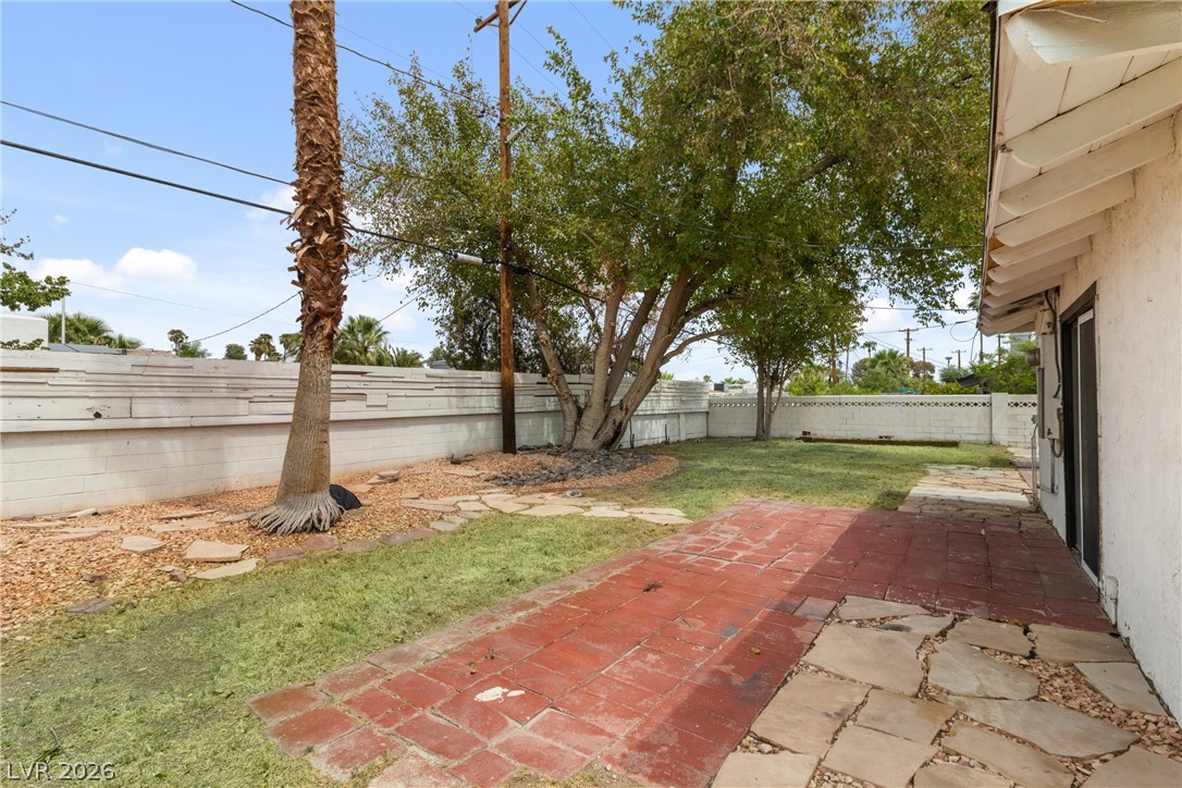 561 Bonita Avenue Las Vegas NV 89104