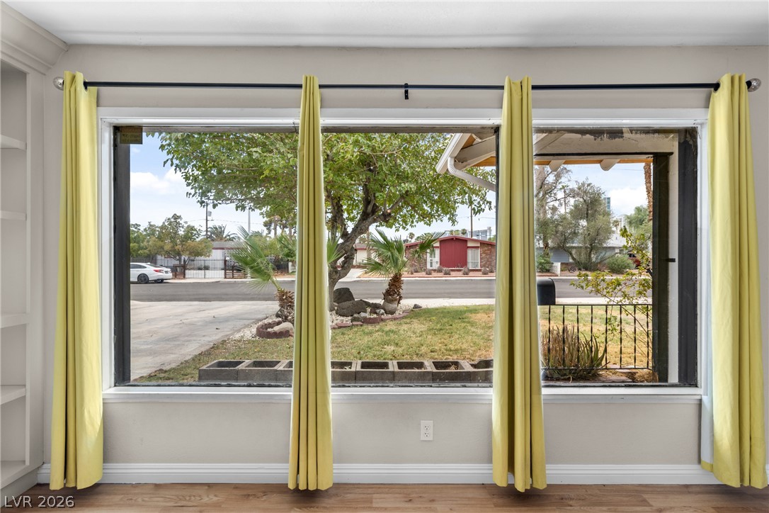 561 Bonita Avenue Las Vegas NV 89104