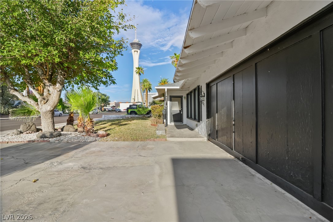 561 Bonita Avenue Las Vegas NV 89104