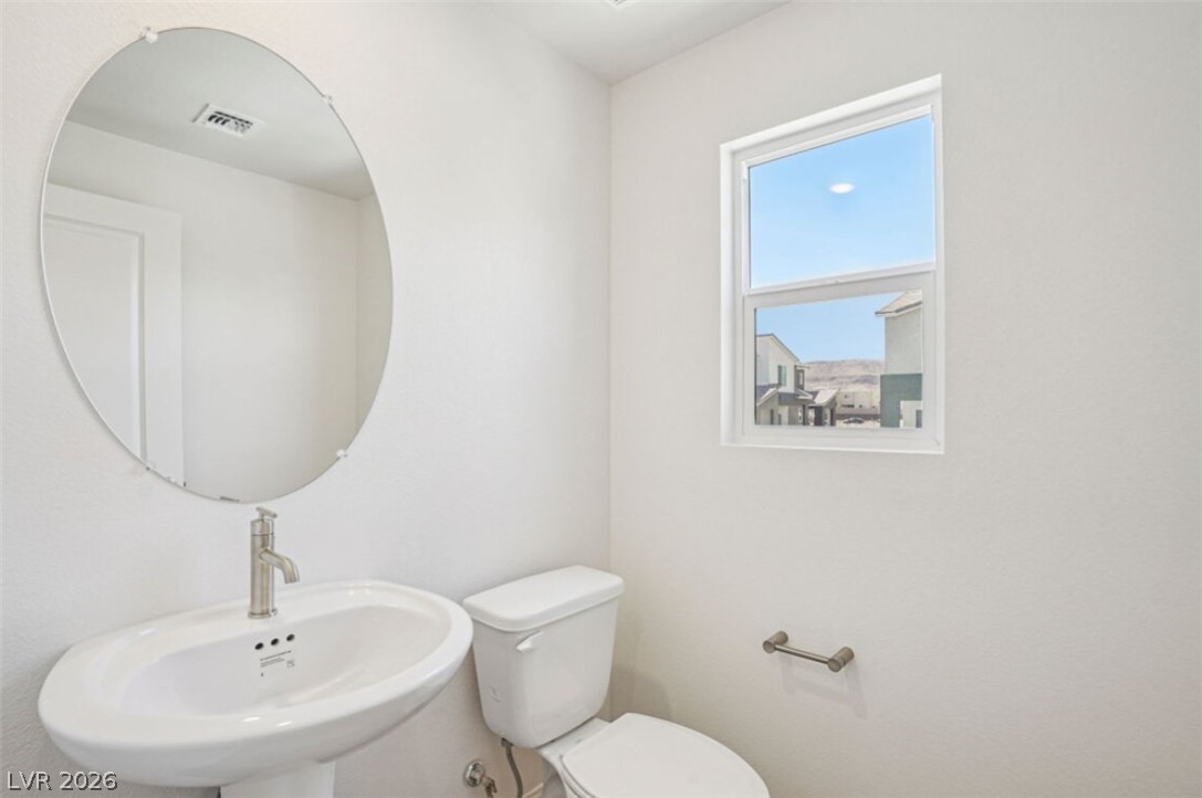 5824 Wisteria Walk Street Las Vegas NV 89148
