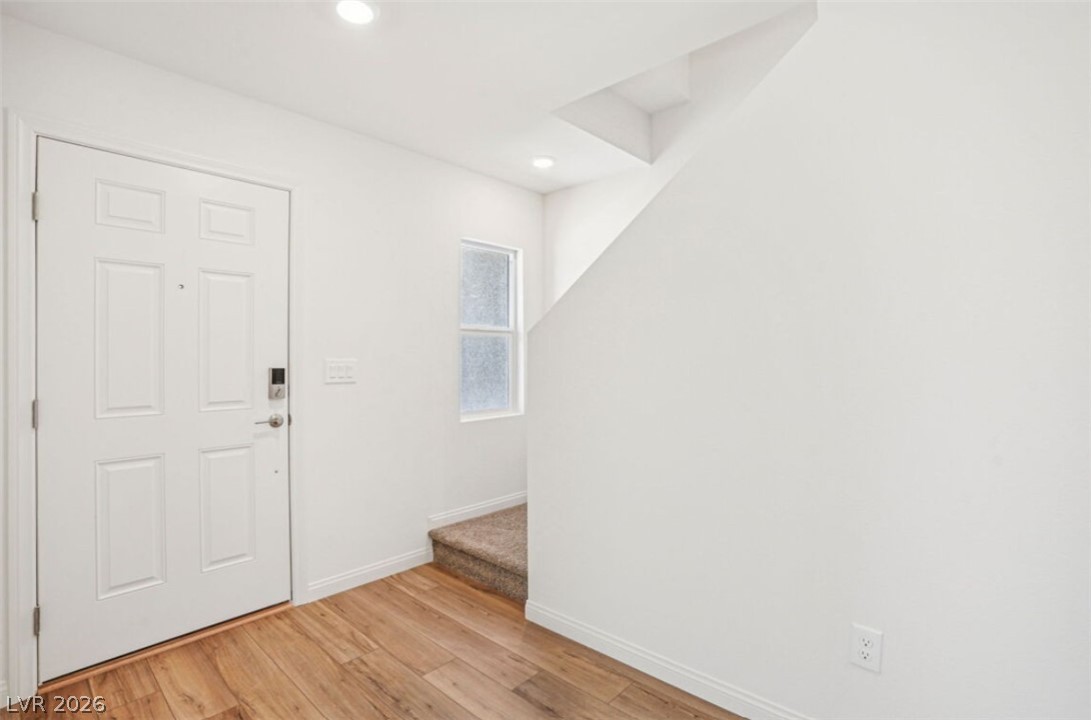 5824 Wisteria Walk Street Las Vegas NV 89148