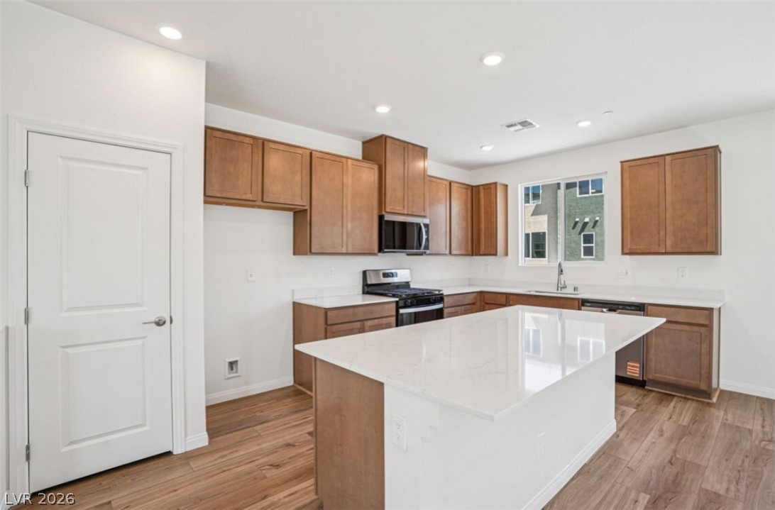 5824 Wisteria Walk Street Las Vegas NV 89148