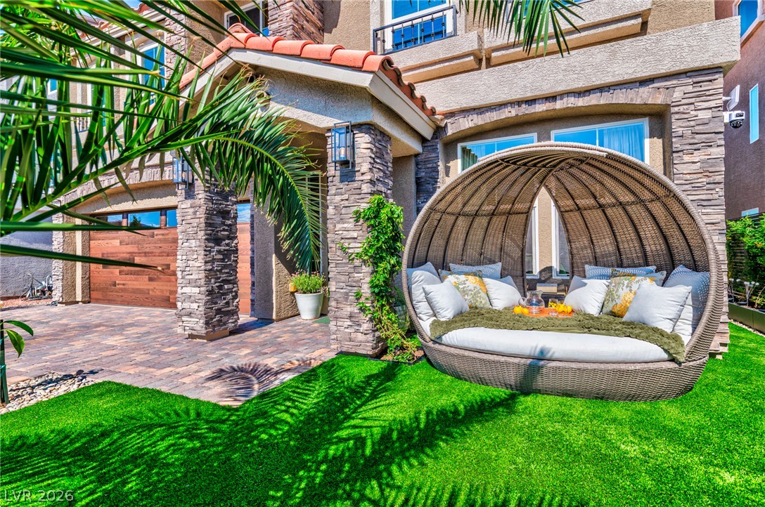 9758 Hawk Crest Street Las Vegas NV 89141